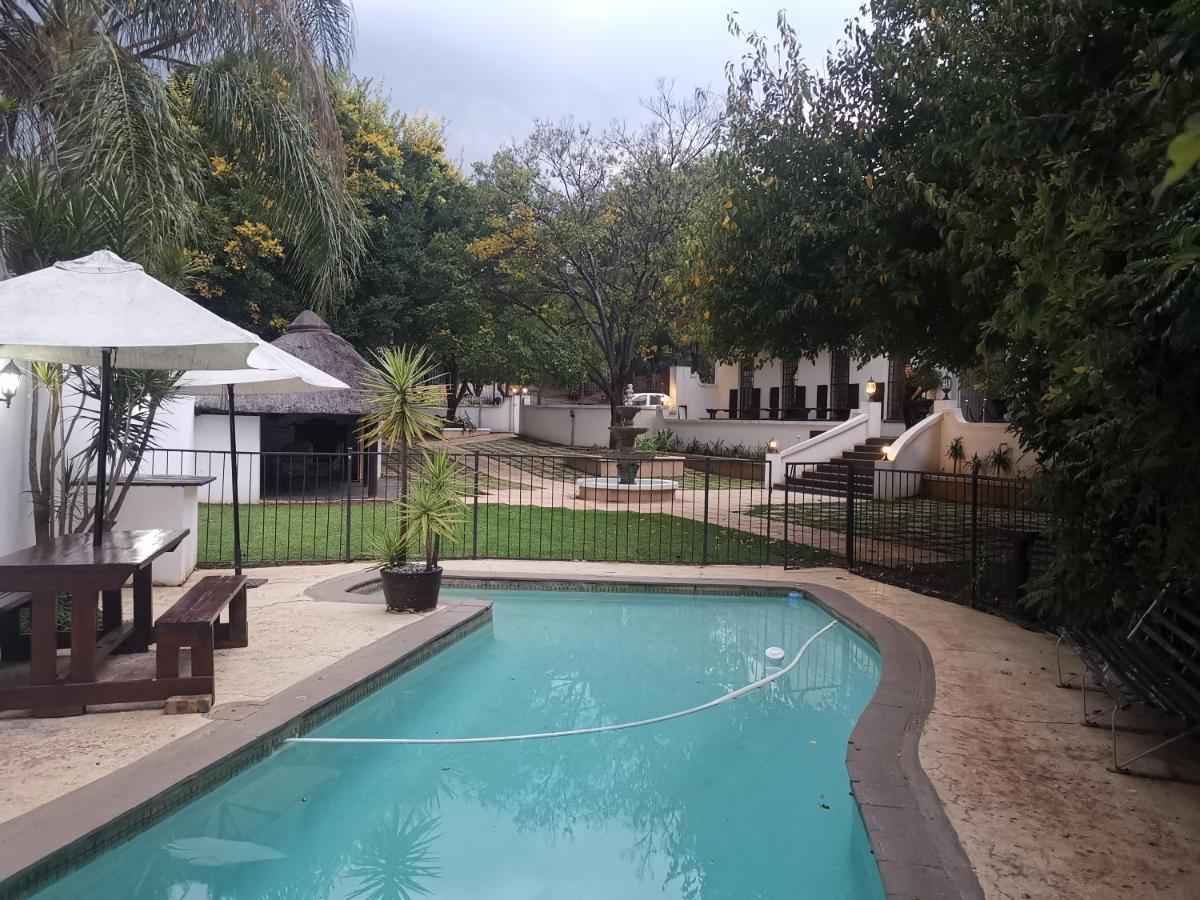 פרטוריה Constantia Guest Lodge מראה חיצוני תמונה