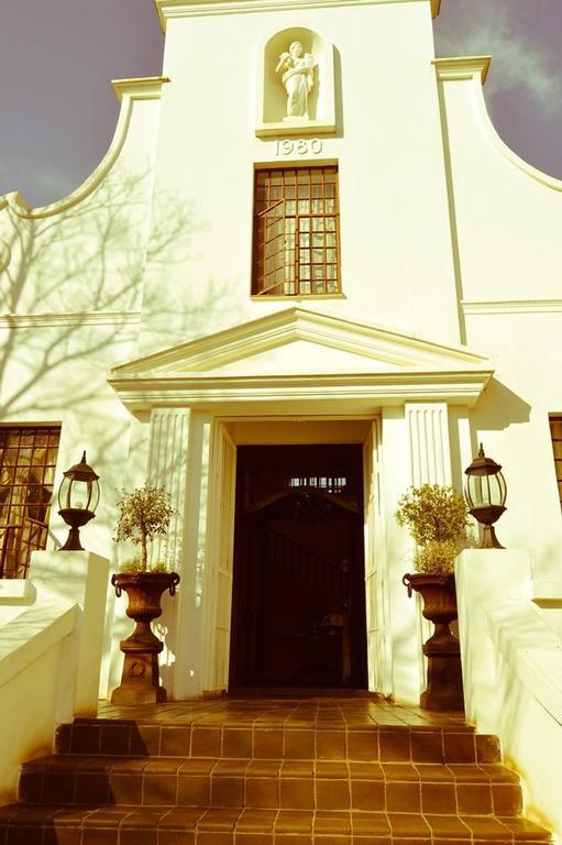פרטוריה Constantia Guest Lodge מראה חיצוני תמונה