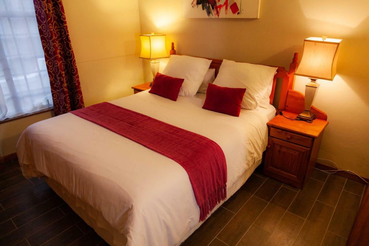 פרטוריה Constantia Guest Lodge מראה חיצוני תמונה